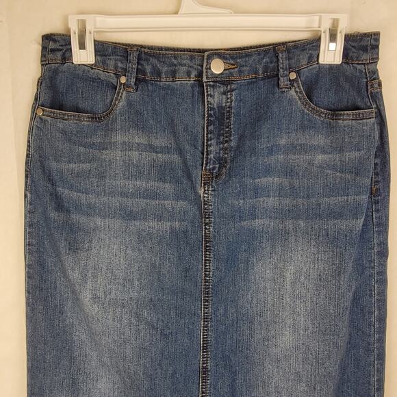 Christopher and Banks embroidered denim midi skirt Size 12 back slit Y2K Boho - Picture 4 of 10